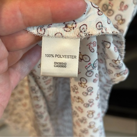 Van Heusen White Sleeveless Relaxed Tank Top Bicycles Medium - Picture 4 of 6